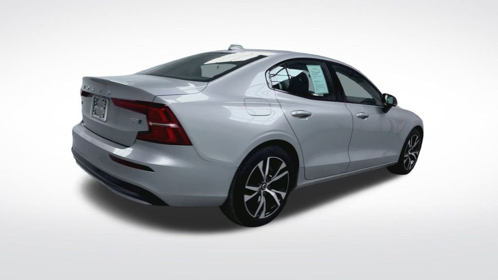 Used 2025 Volvo S60 B5 Core AWD/4WD image 25