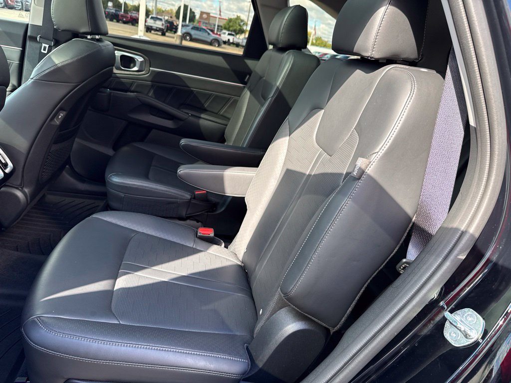 Used 2024 Kia Sorento SX AWD/4WD image 10