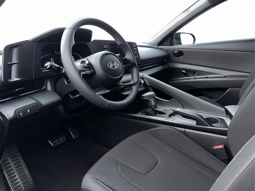 New 2026 Hyundai Elantra Sport image 14
