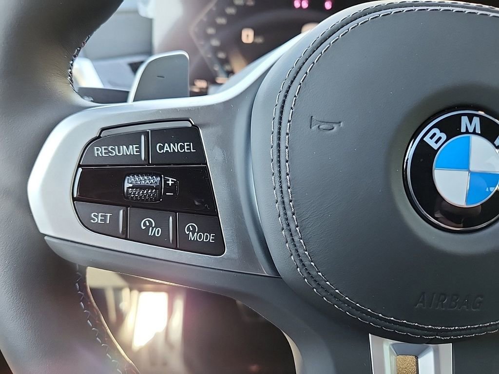 New 2025 BMW X7 M60i image 31