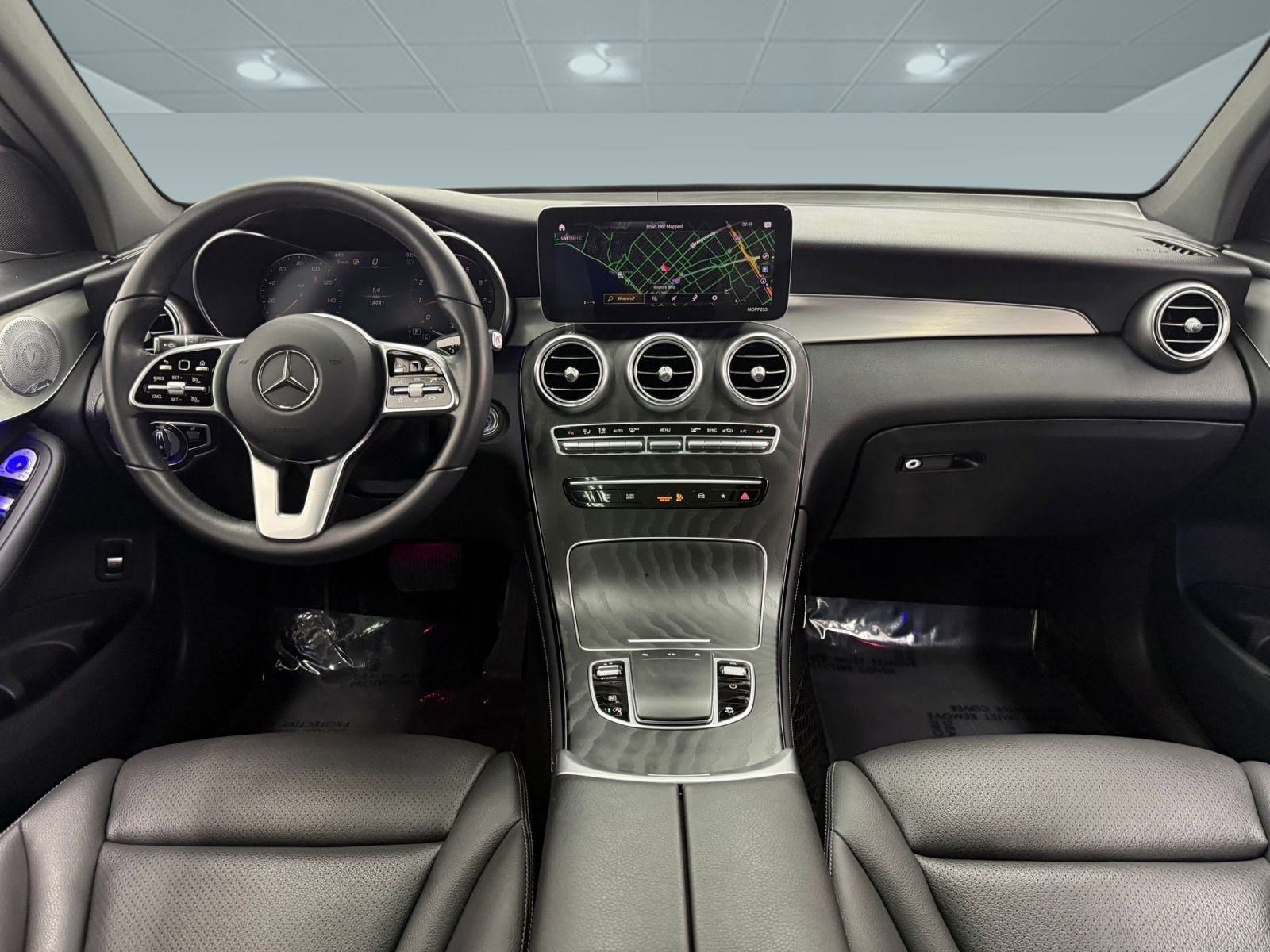 Used 2020 Mercedes-Benz GLC 300 image 24