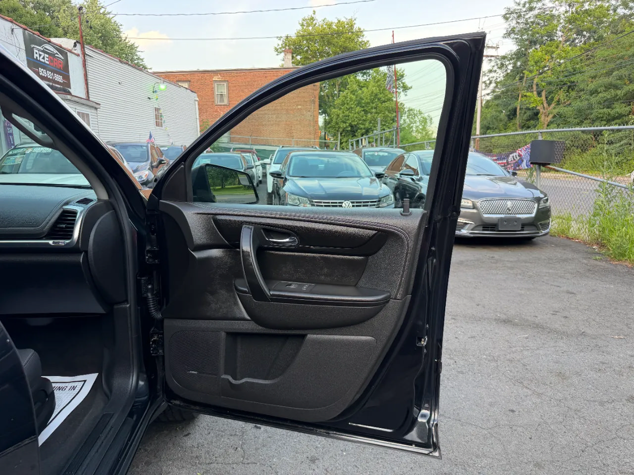 Used 2013 GMC Acadia SLE FWD image 42