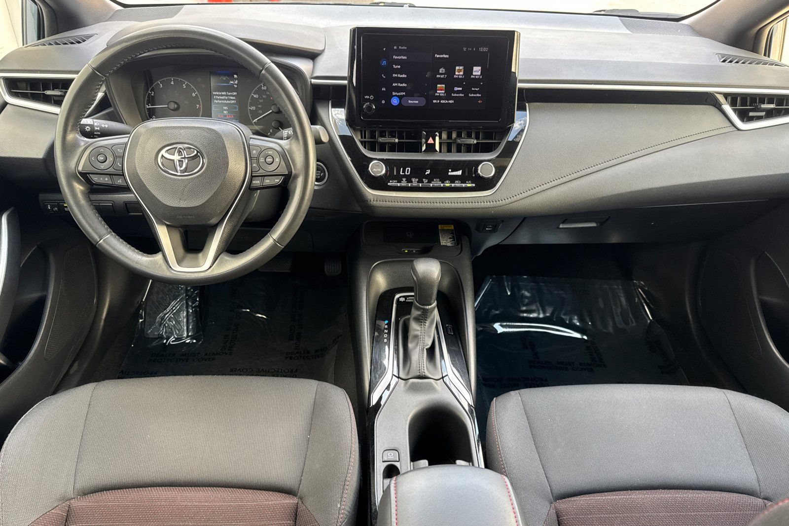 Certified 2024 Toyota Corolla SE w/ SE Premium Package FWD image 18