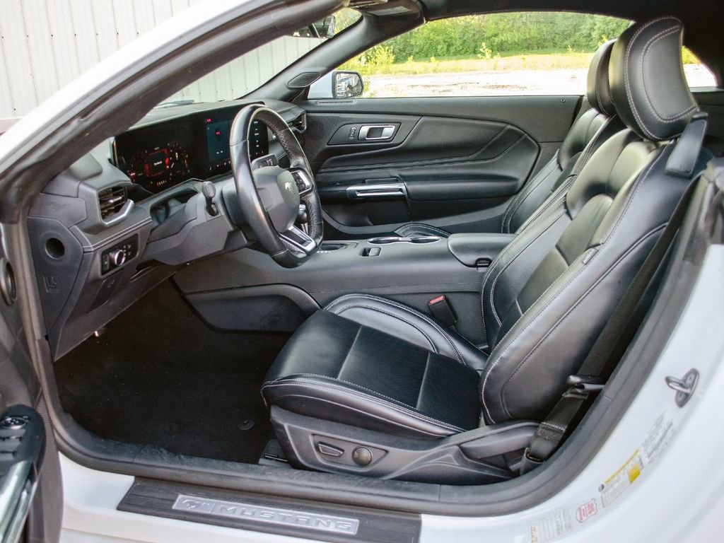 Used 2024 Ford Mustang Premium RWD image 28