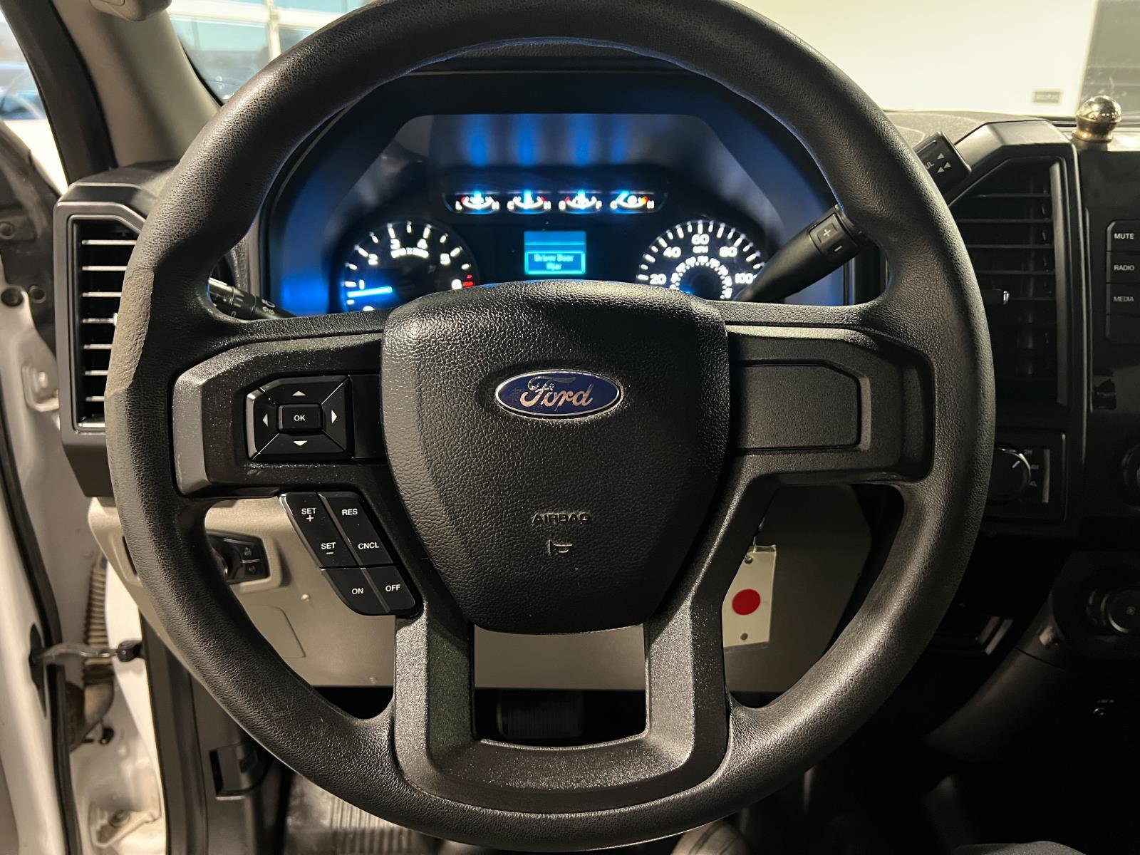 Used 2015 Ford F150 XL image 11