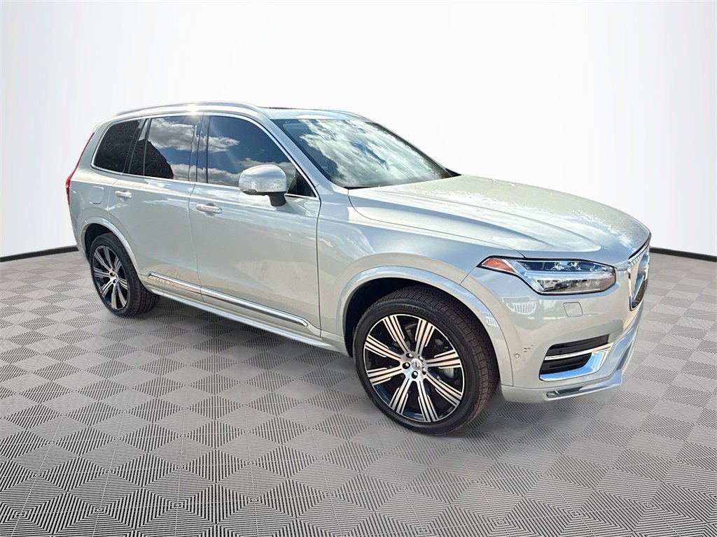 Used 2022 Volvo XC90 T6 Inscription w/ Lounge Package image 4