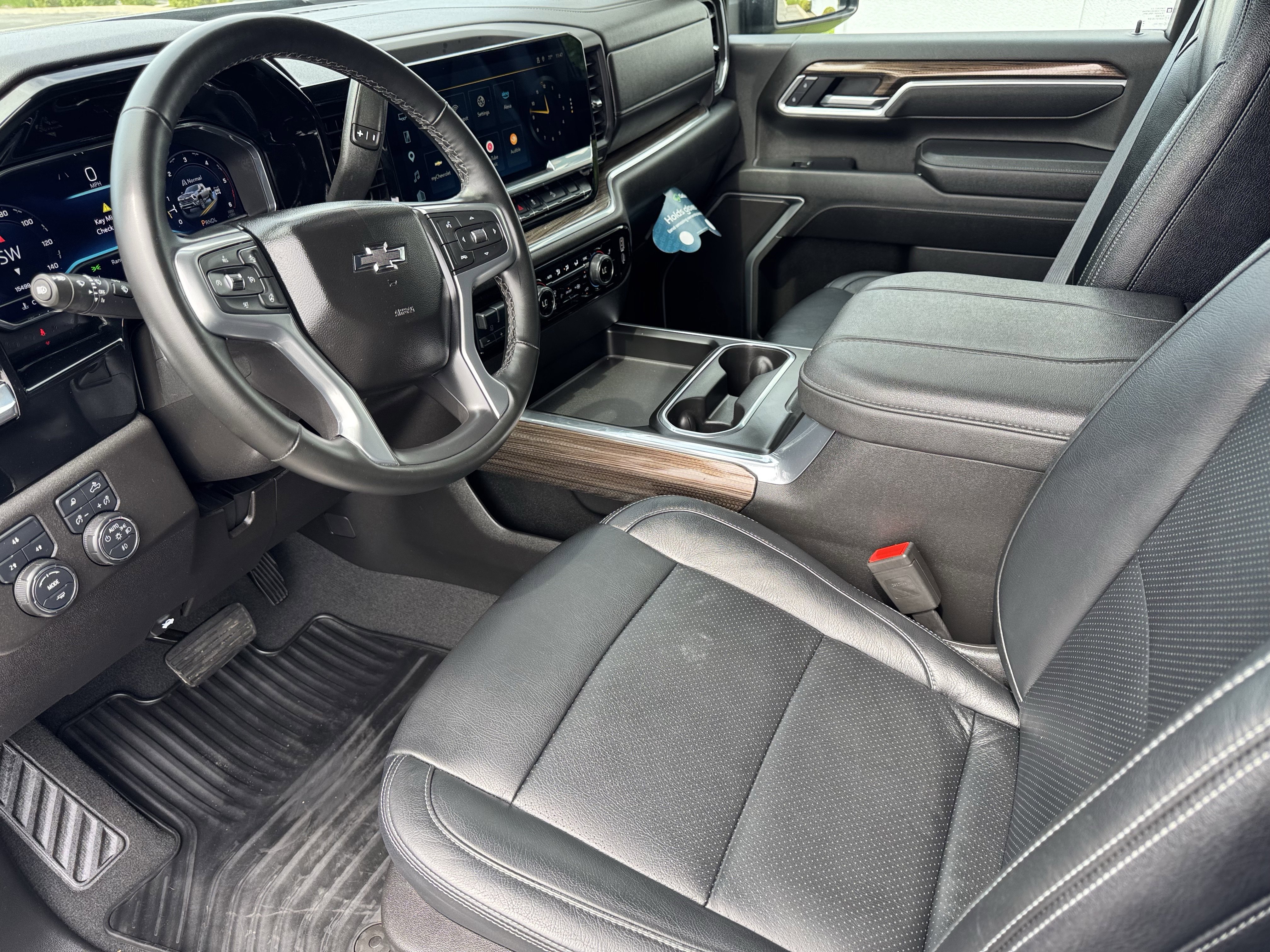 Used 2025 Chevrolet Silverado 2500 LT w/ Trail Boss Package image 10