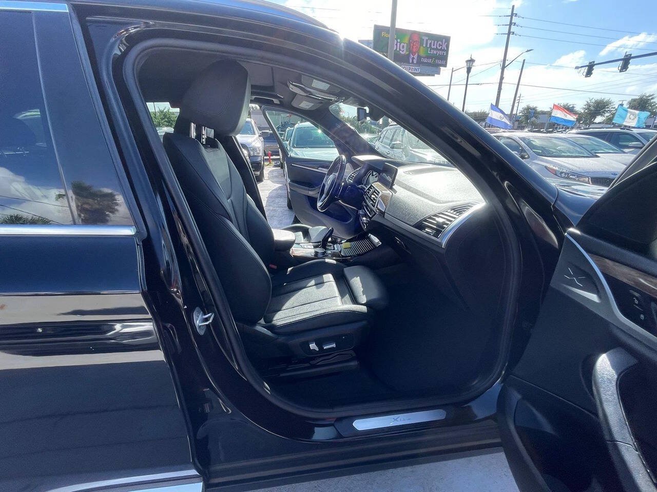 Used 2019 BMW X3 xDrive30i AWD/4WD image 16