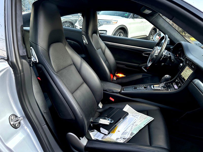 Used 2015 Porsche 911 4 Coupe image 29