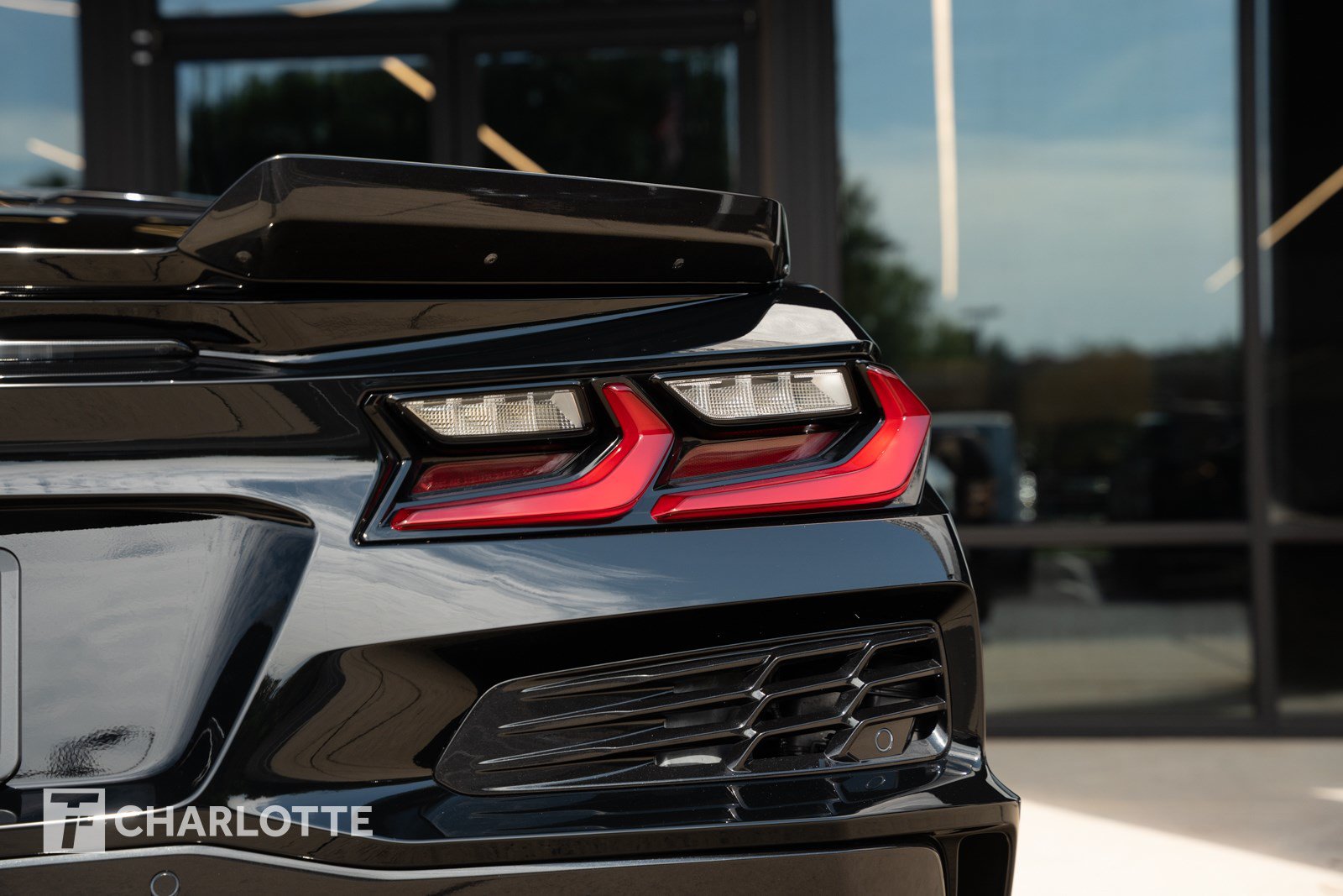 Used 2023 Chevrolet Corvette Z06 RWD image 17