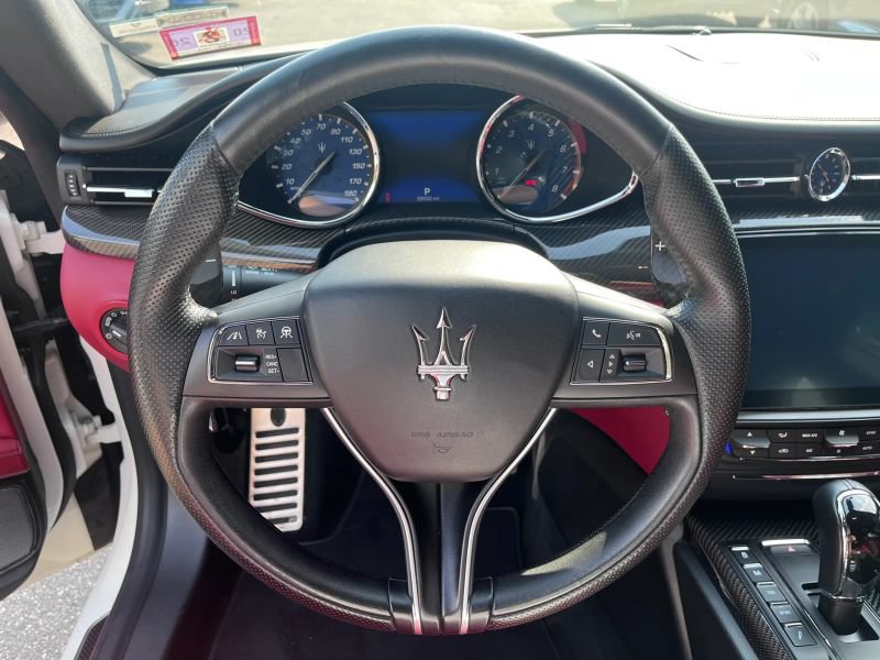 Used 2018 Maserati Quattroporte S GranSport Q4 AWD/4WD image 21