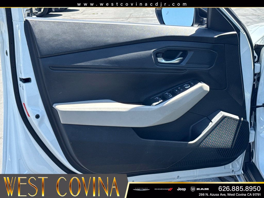 Used 2025 Honda Accord SE image 19