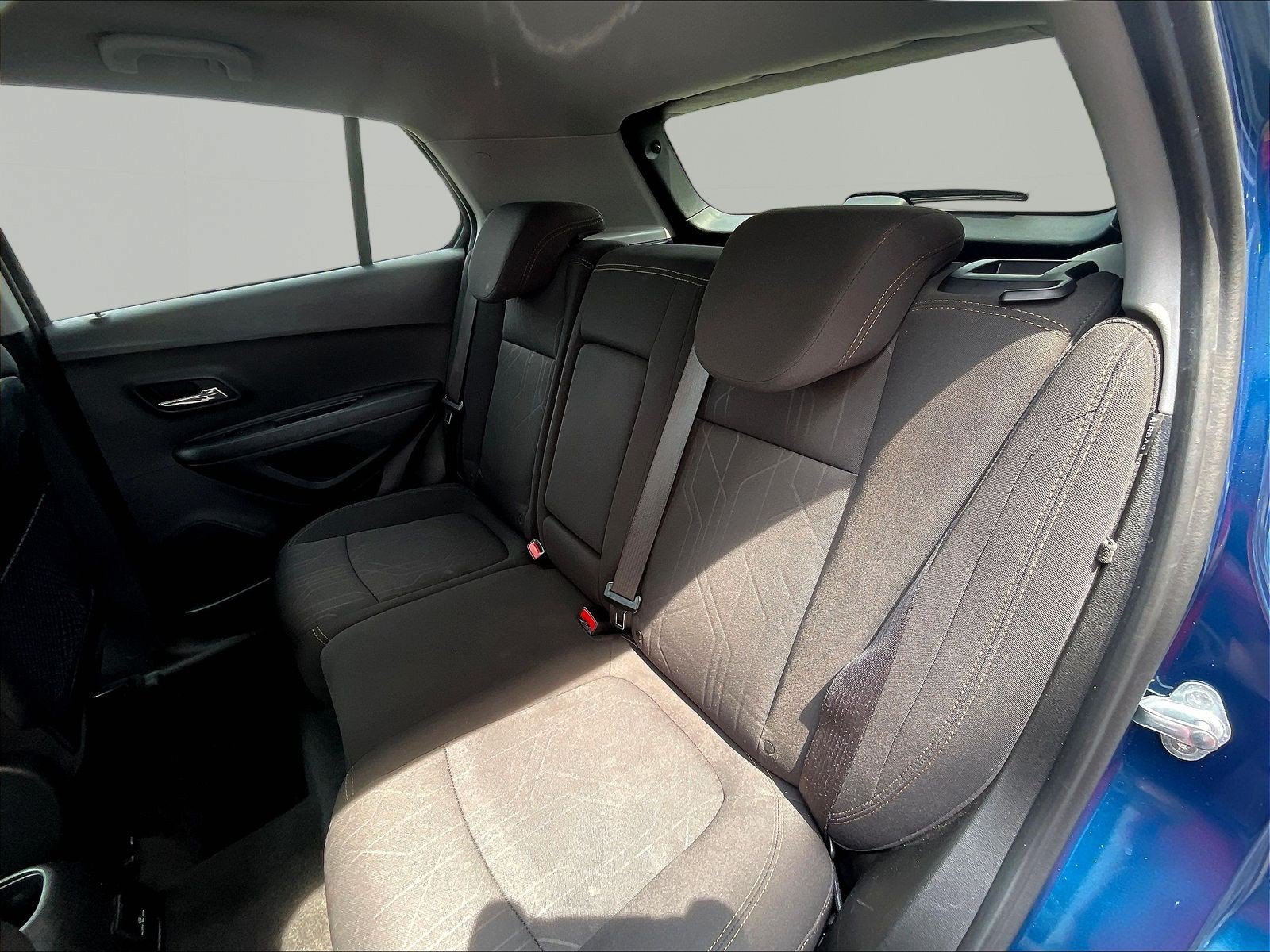 Used 2020 Chevrolet Trax LT FWD image 21