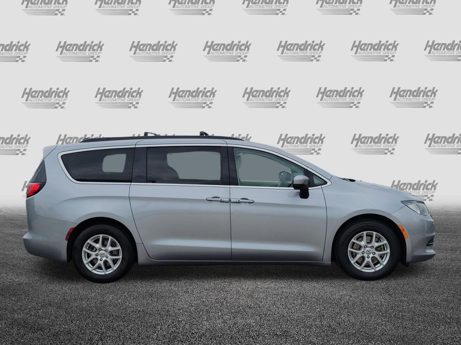 Used 2021 Chrysler Voyager Lxi FWD image 8