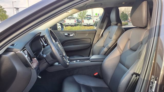 Certified 2023 Volvo XC60 B5 Plus image 11
