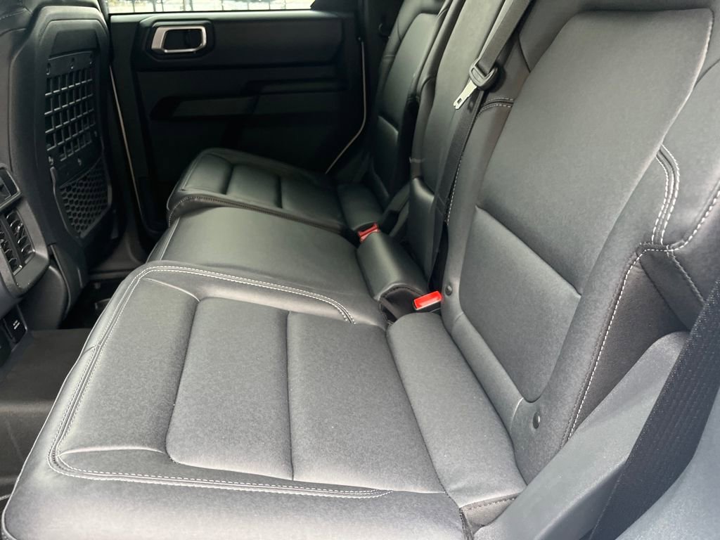 New 2025 Ford Bronco Badlands w/ Sasquatch Package image 21
