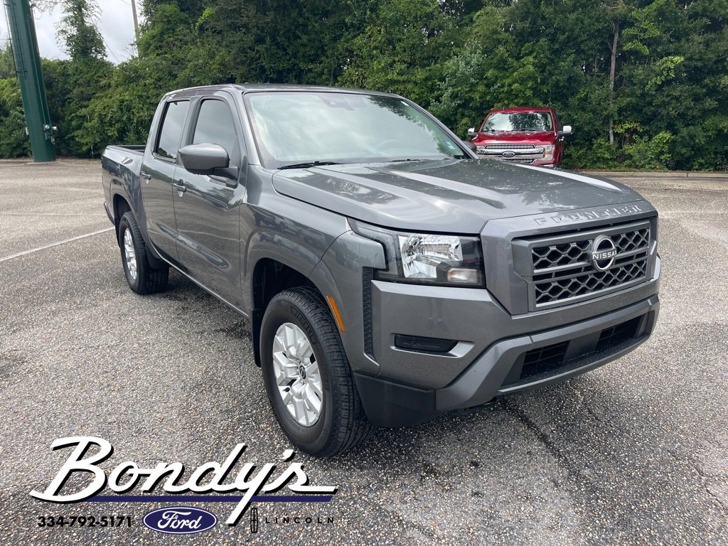 Used 2023 Nissan Frontier SV w/ Tow Package image 2