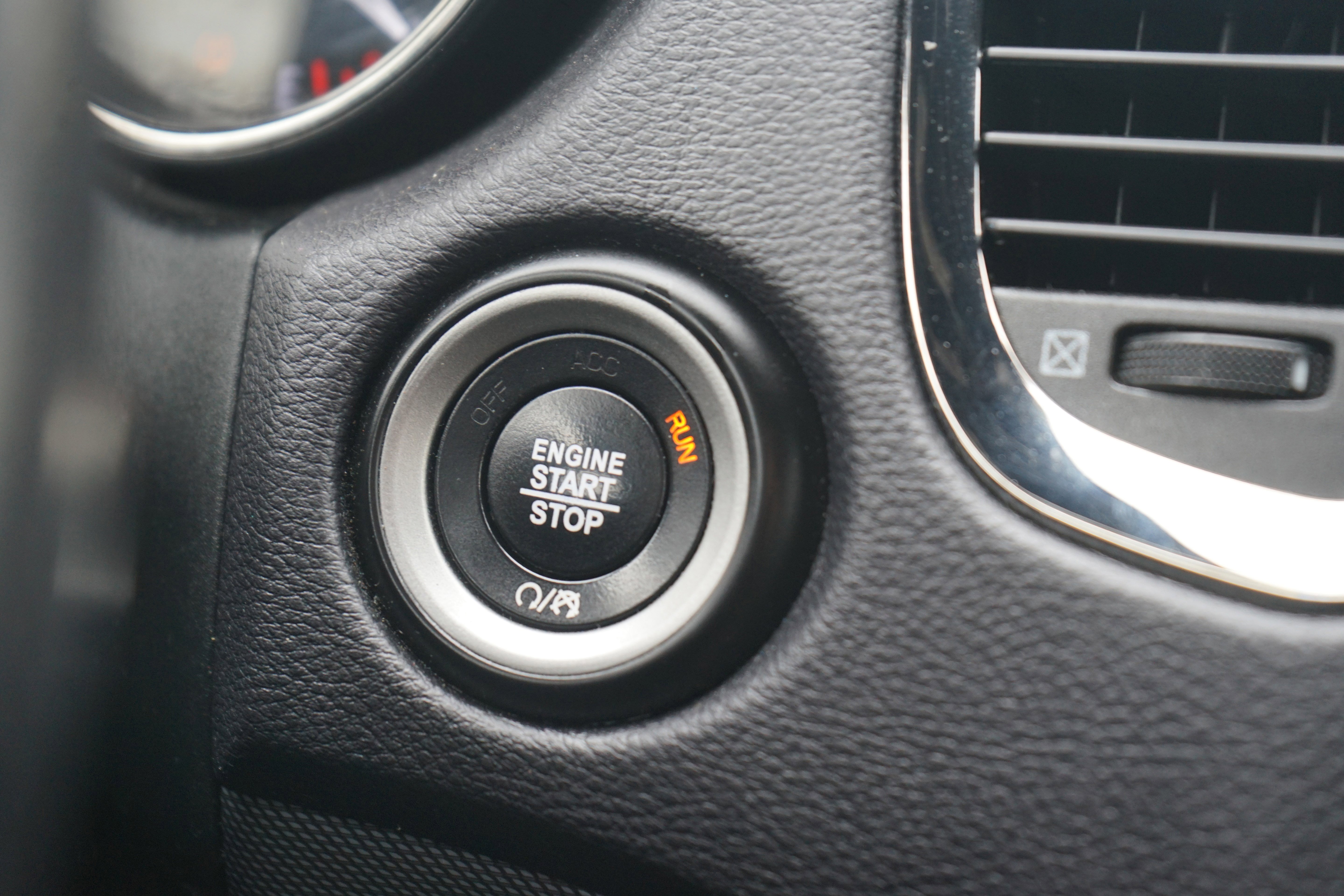 Used 2019 Dodge Durango GT image 16