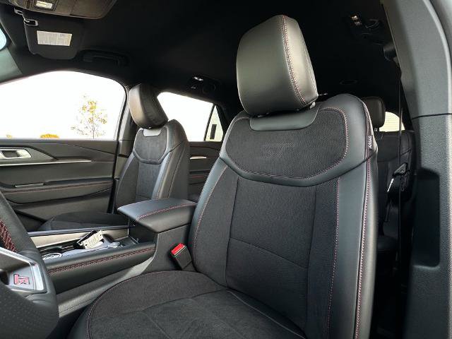 New 2026 Ford Explorer ST image 25