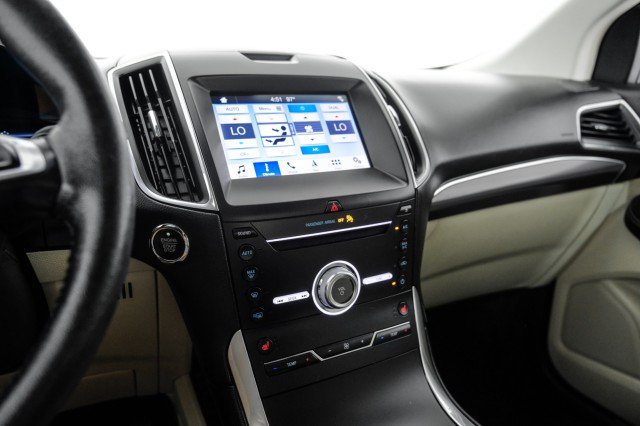 Used 2019 Ford Edge Titanium FWD image 25