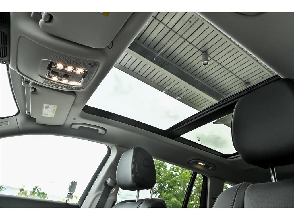 New 2026 Mercedes-Benz GLS 450 4MATIC image 10