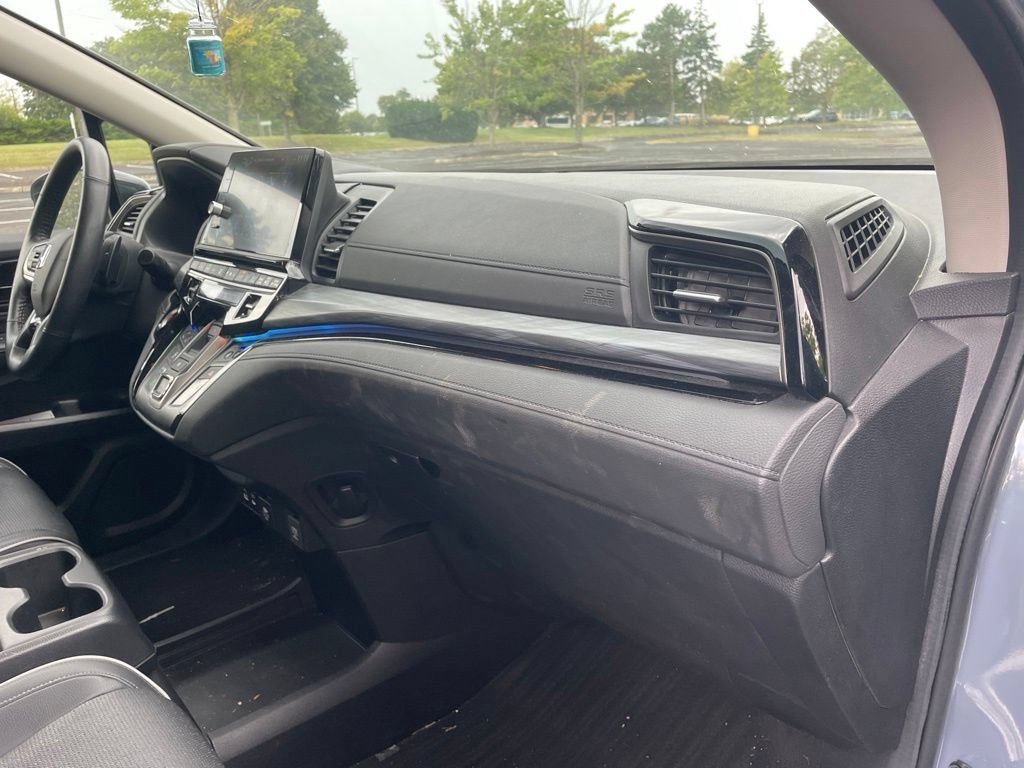 Used 2025 Honda Odyssey Elite image 18