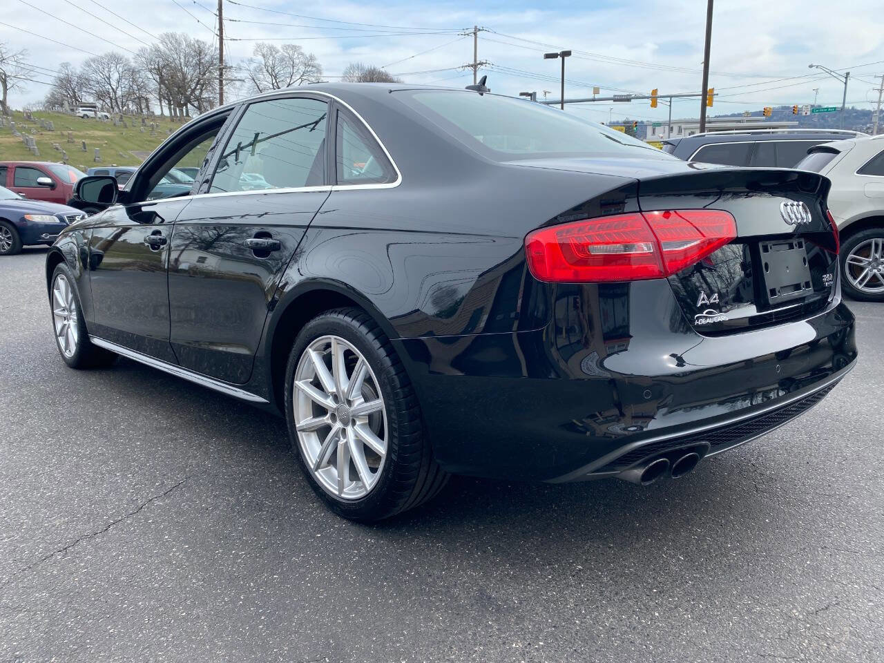 Used 2016 Audi A4 2.0T Premium Plus w/ Technology Package image 5