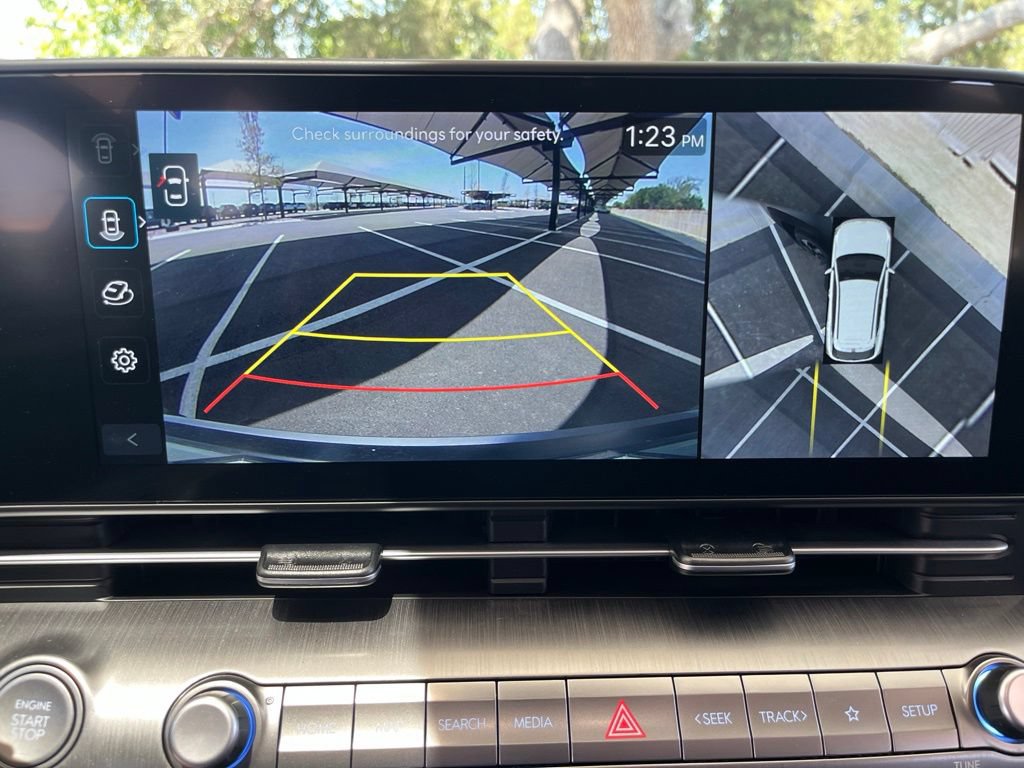 Used 2024 Hyundai Kona Limited FWD image 21