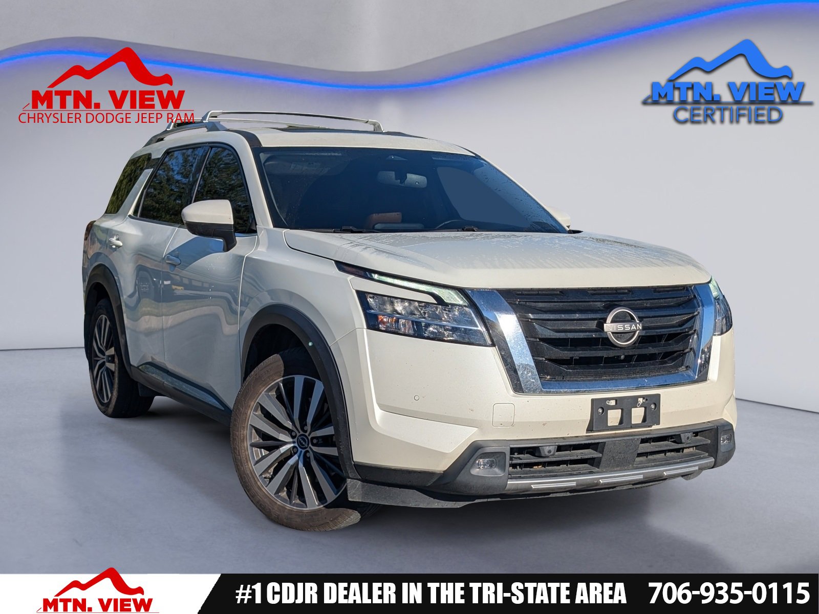 Used 2022 Nissan Pathfinder Platinum w/ Cargo Package