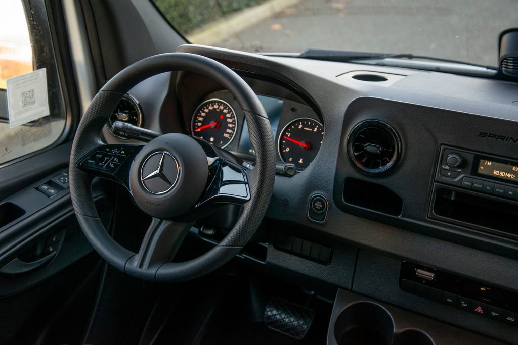 New 2026 Mercedes-Benz Sprinter 2500 image 18