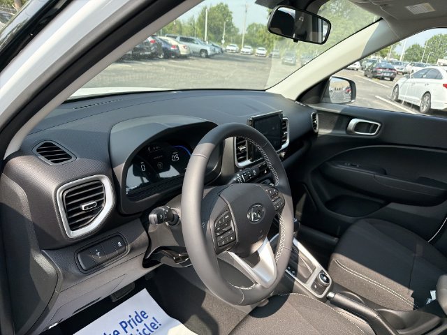 New 2026 Hyundai Venue SEL FWD image 20