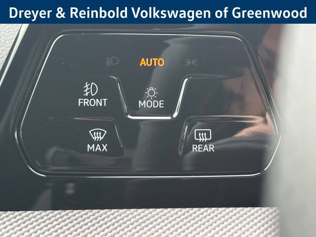 New 2026 Volkswagen GTI SE FWD image 16