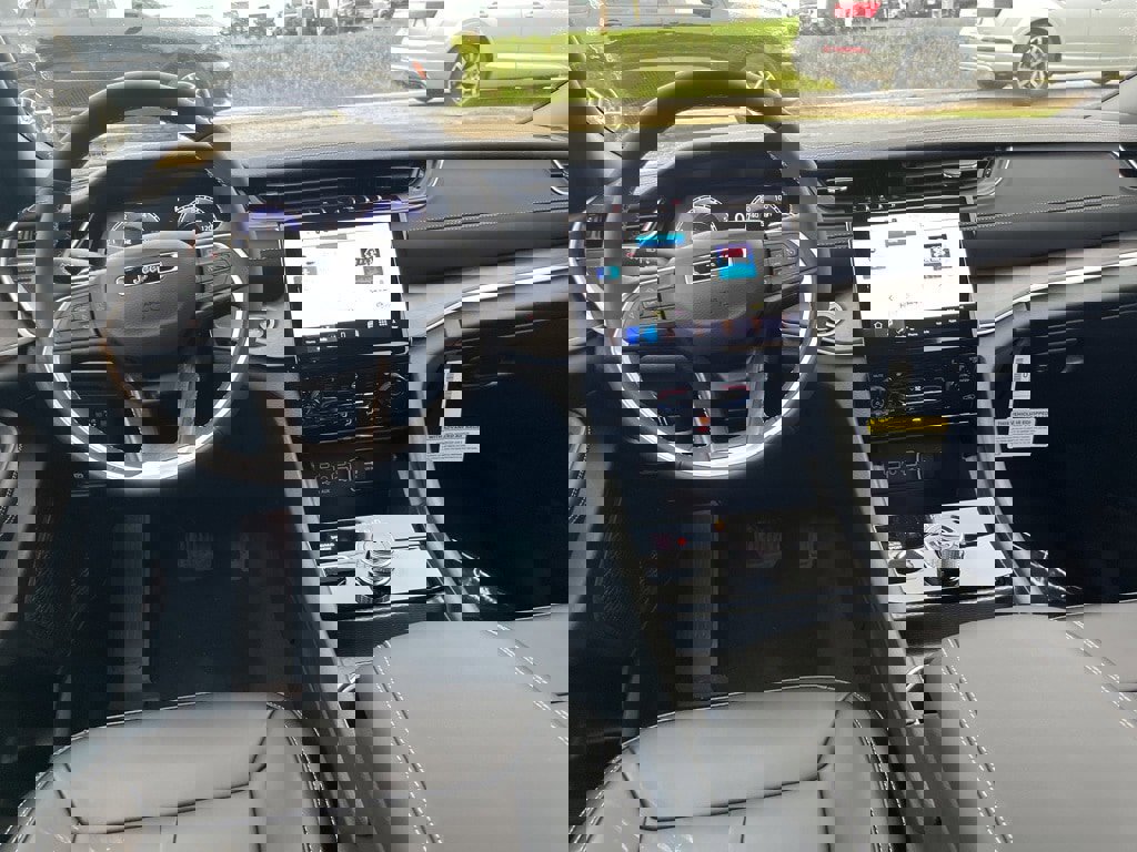 New 2025 Jeep Grand Cherokee Limited image 17