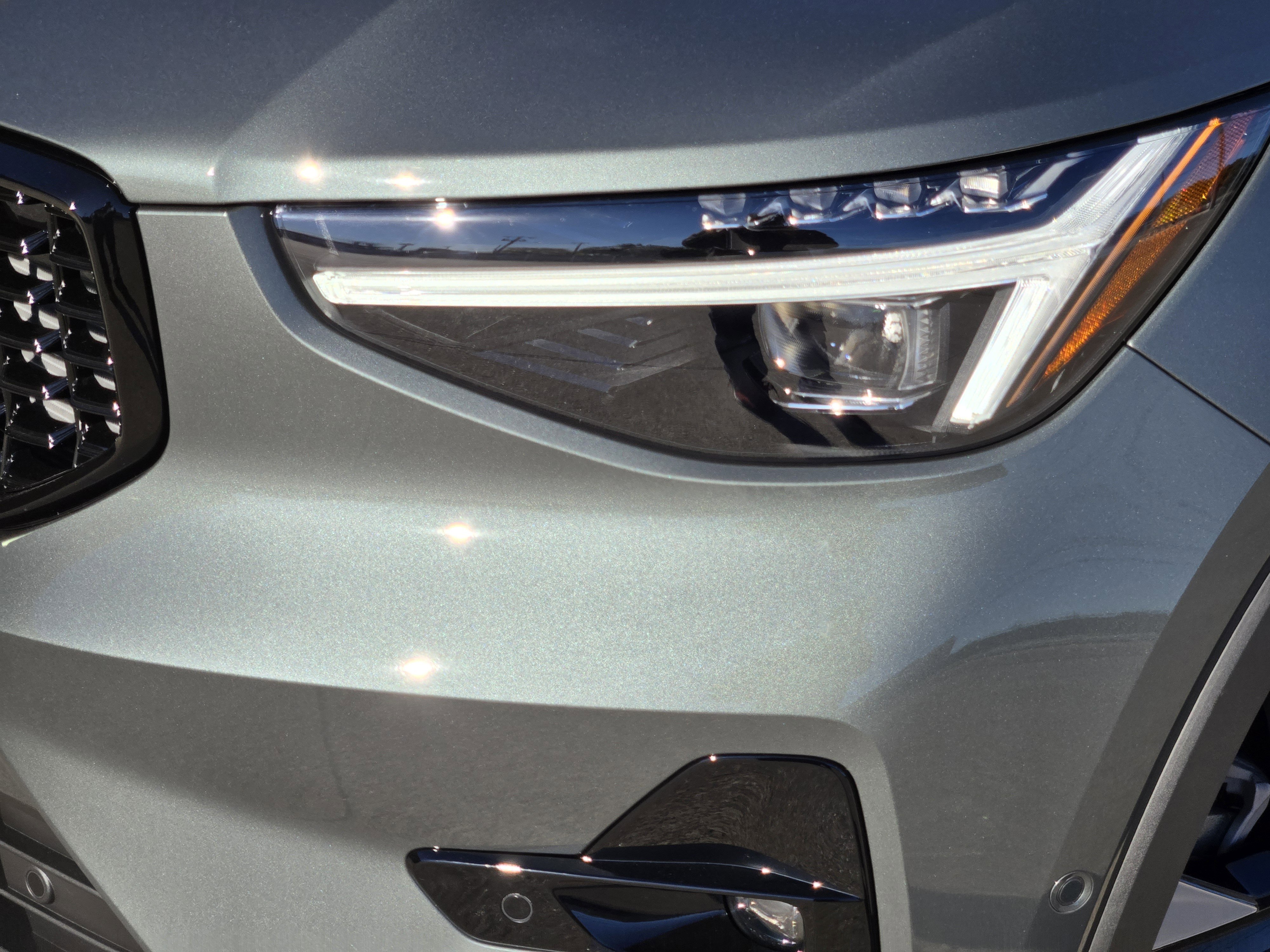 New 2026 Volvo XC40 B5 Ultra w/ Protection Package Premier image 10