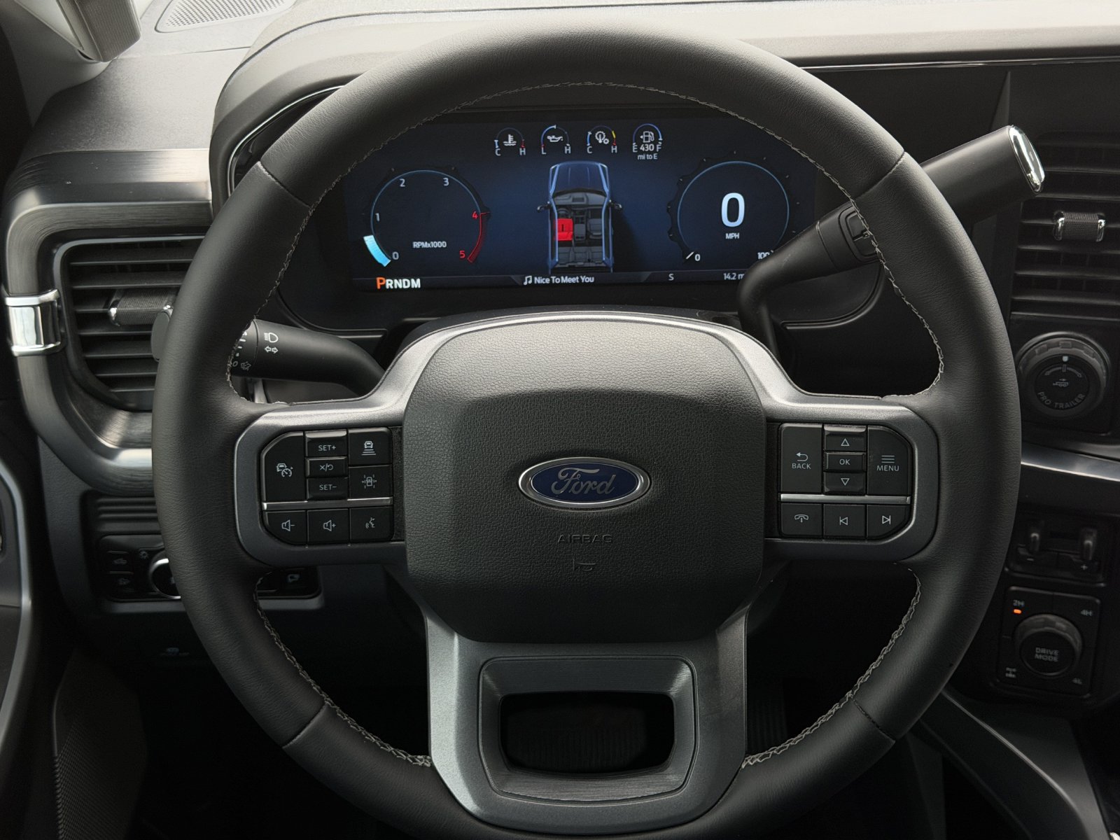 Used 2025 Ford F250 Lariat w/ Lariat Ultimate Package AWD/4WD image 17