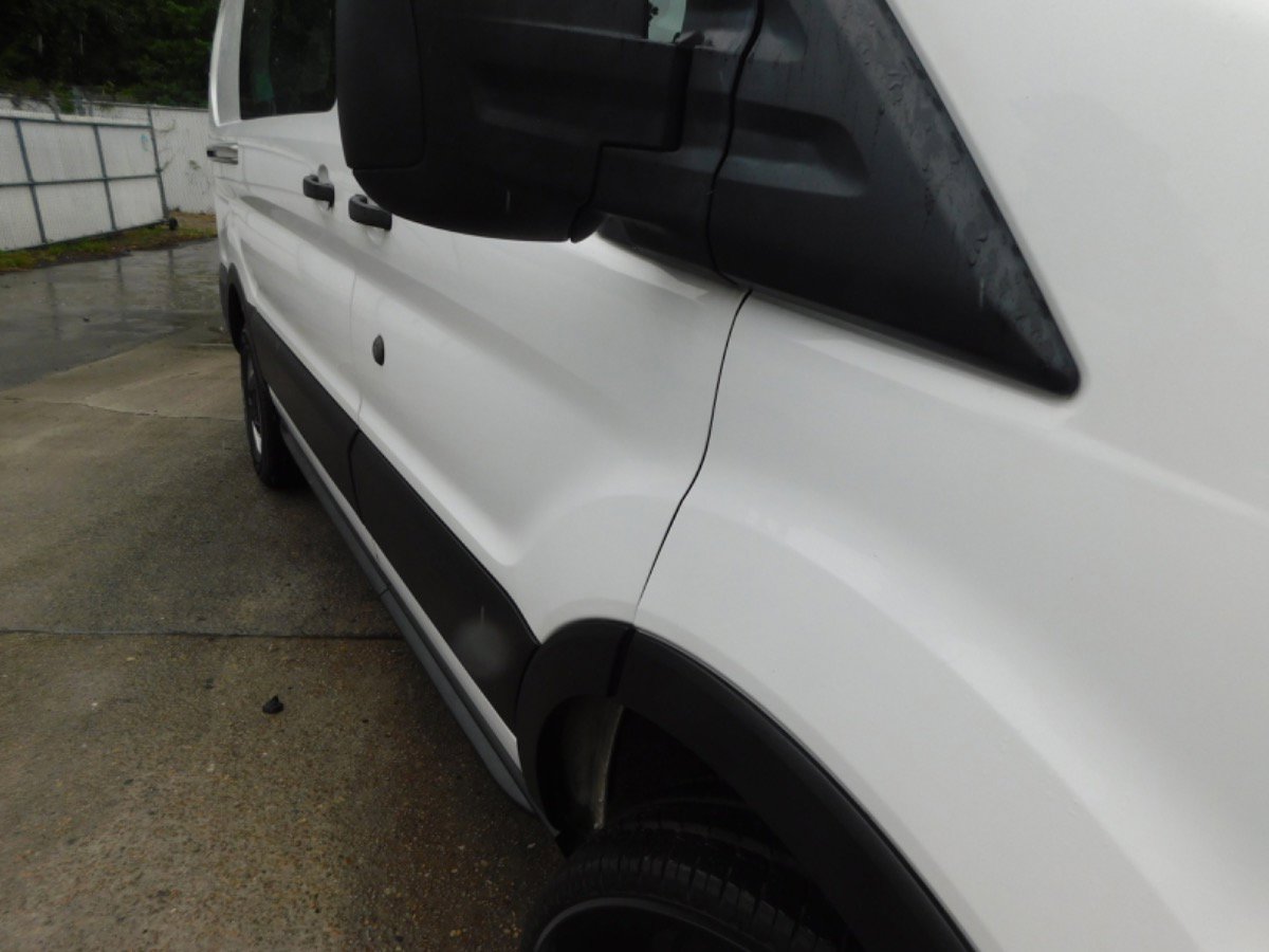 Used 2019 Ford Transit 250 130 Low Roof image 8