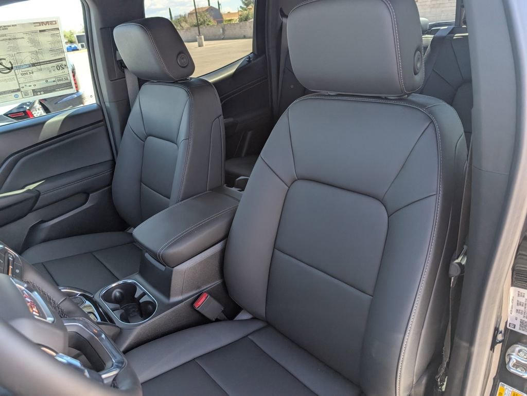 New 2026 GMC Canyon Elevation w/ Convenience Package image 9
