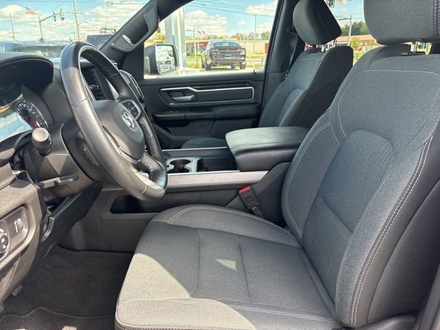 Used 2022 RAM 1500 Big Horn AWD/4WD image 3