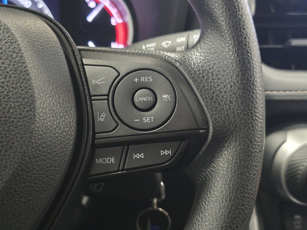 Certified 2024 Toyota RAV4 LE image 29