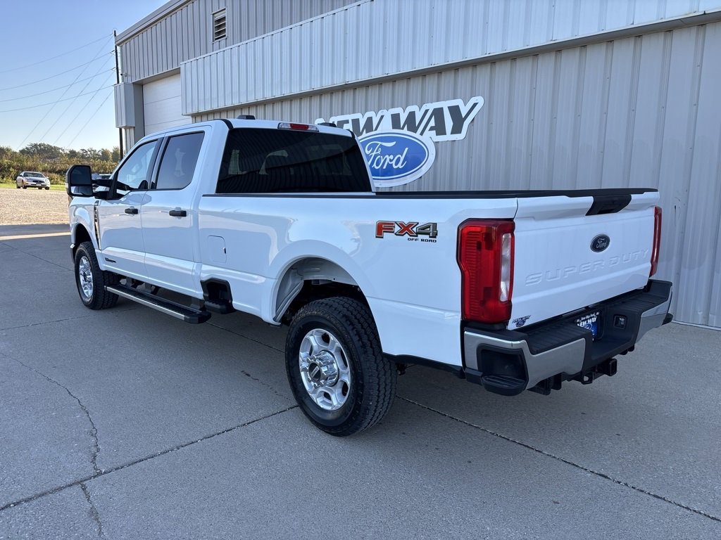New 2026 Ford F350 XLT image 6