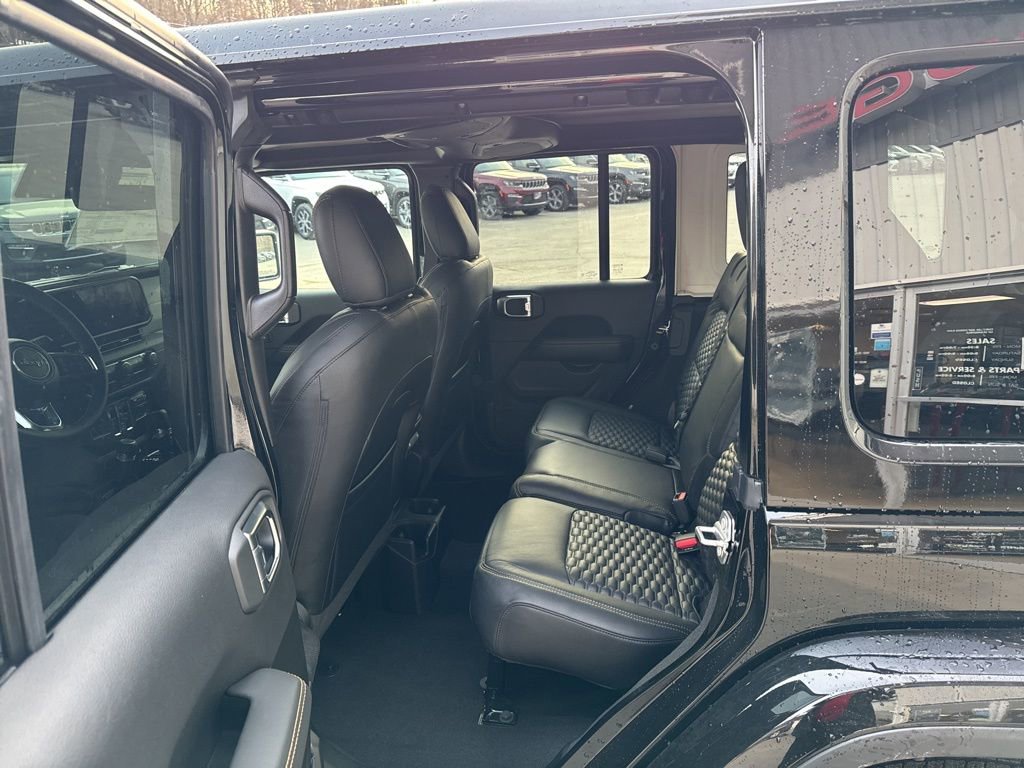 New 2025 Jeep Wrangler Sahara w/ Technology Group image 8