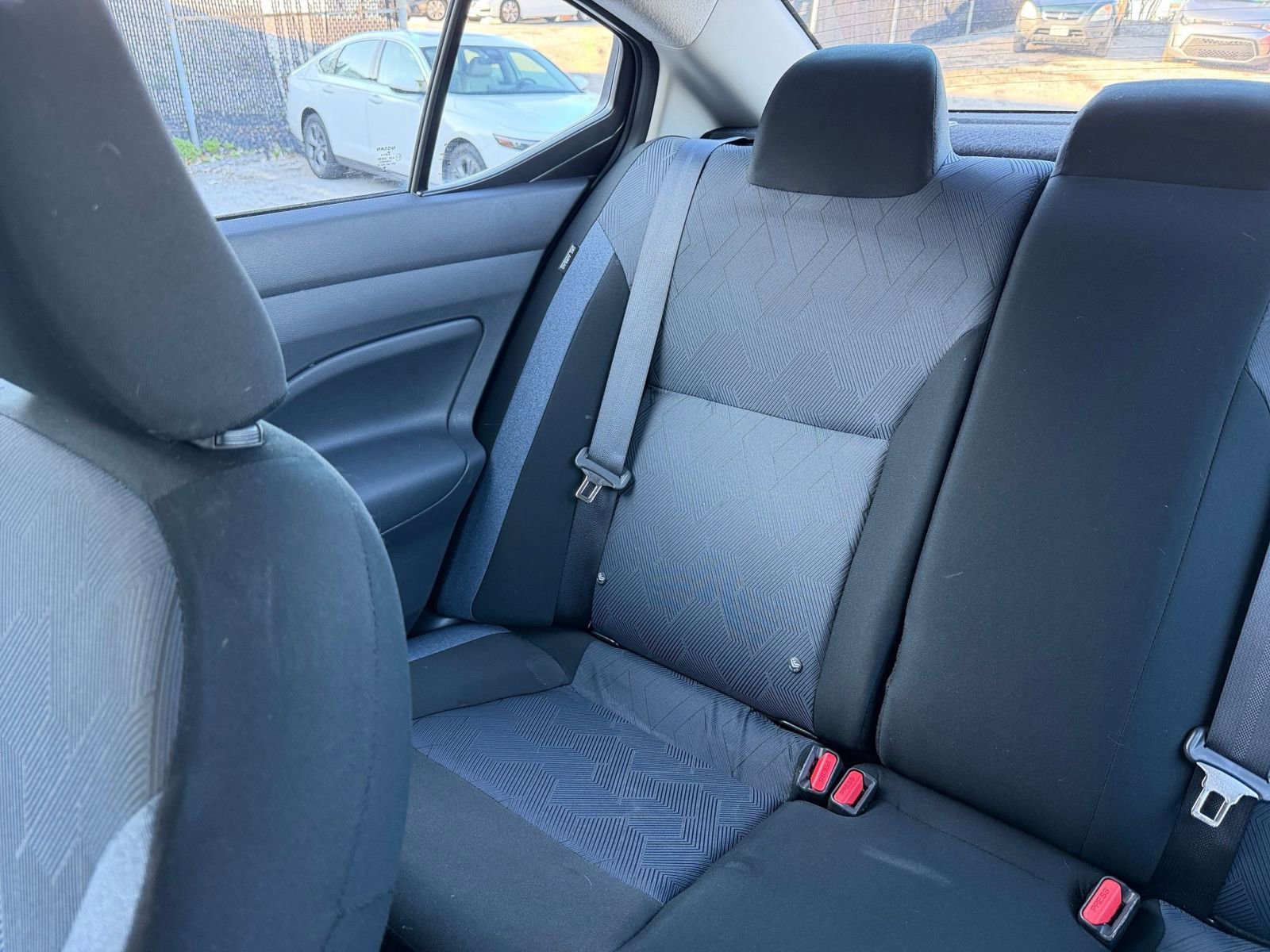 Used 2025 Nissan Versa SV image 34