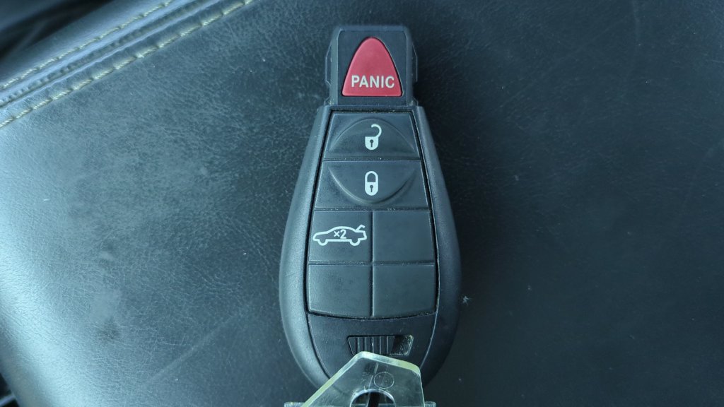 Used 2014 Dodge Challenger SXT Plus RWD image 22