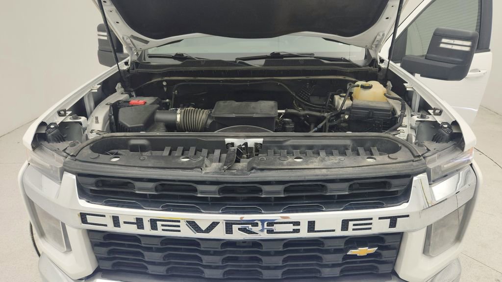 Used 2022 Chevrolet Silverado 2500 LT w/ Convenience Package image 8