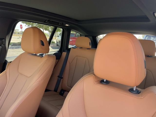 Used 2023 BMW X3 M40i AWD/4WD image 23