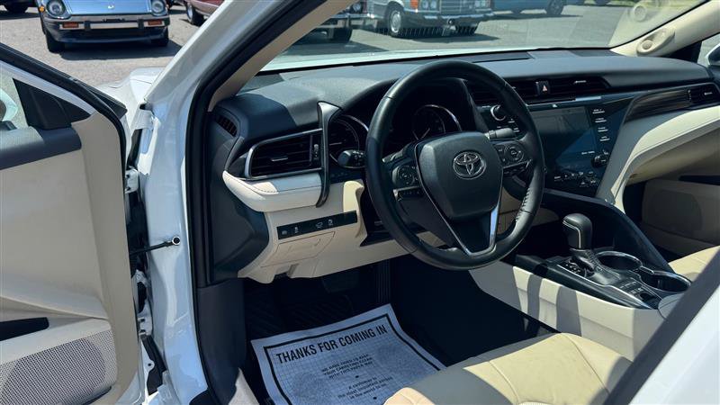 Used 2019 Toyota Camry XLE FWD image 33