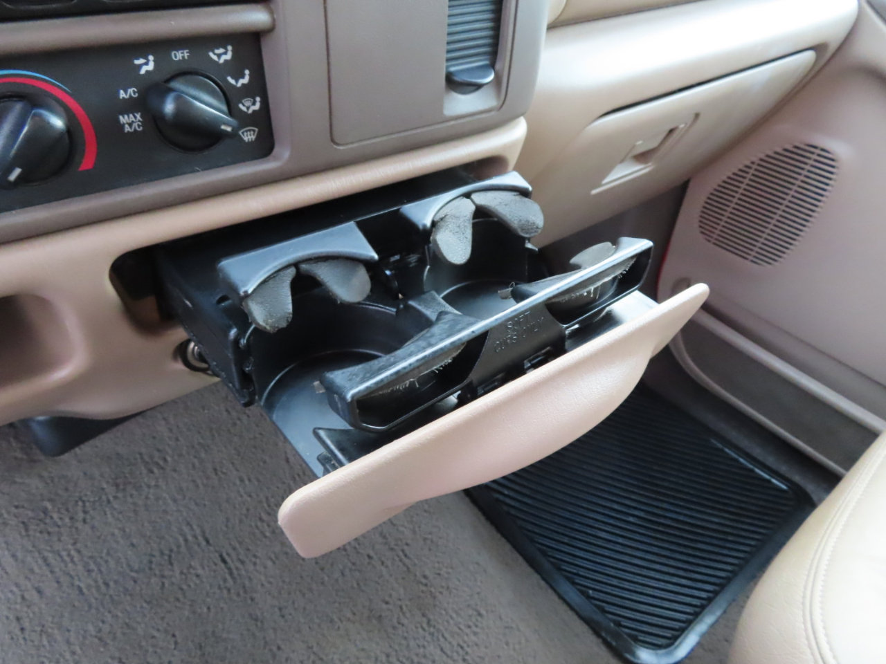 Used 1999 Ford F250 Lariat image 43