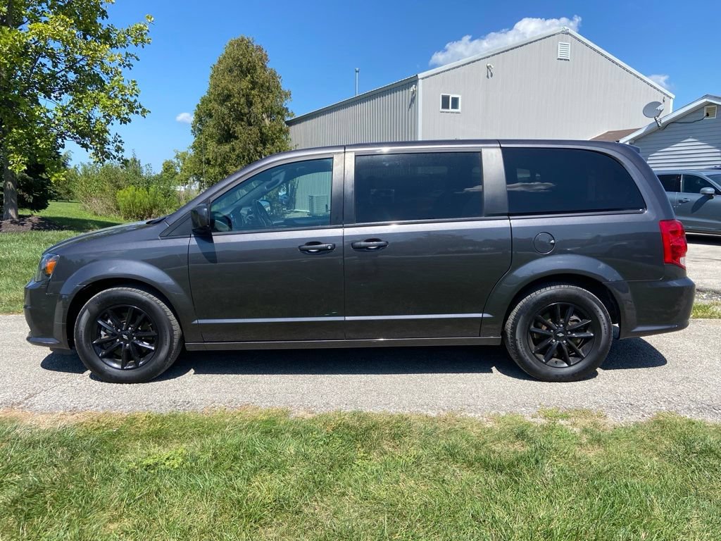 Used 2019 Dodge Grand Caravan GT FWD image 2