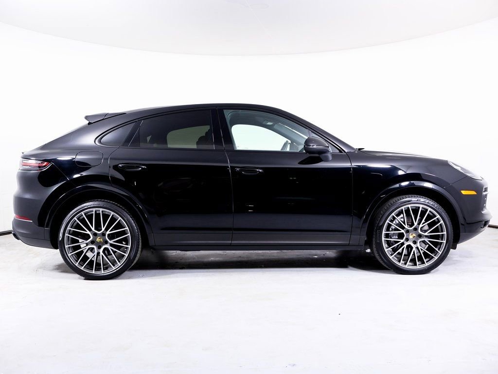 Certified 2023 Porsche Cayenne Coupe image 27