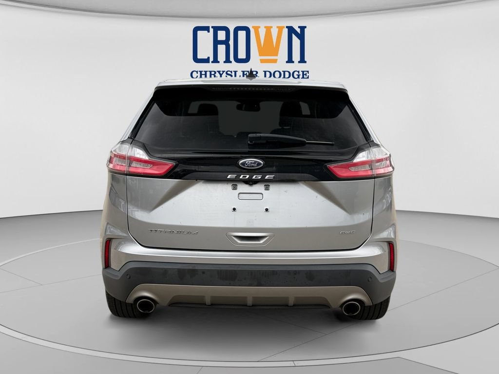 Used 2022 Ford Edge Titanium w/ Cargo Accessory Package AWD/4WD image 4